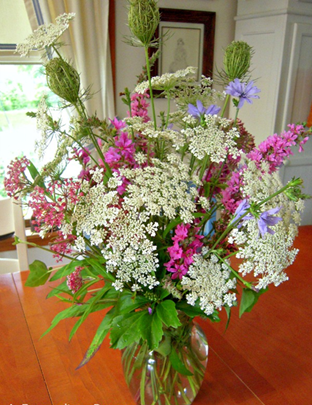 Native flowers bouquet copy